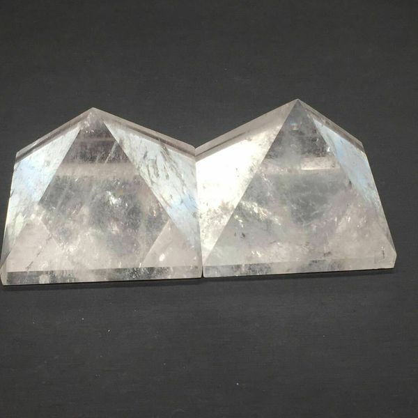 50 mm Natural Clear Quartz Crystal Pyramid Reiki Crystal Crystals Energy Amplificateur Spécimen Décoration