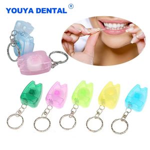 50pc Portable fil dentaire porte-clés nettoyage des dents dent forme porte-clés soins bucco-dentaires 15M longueur Flosser hygiène clinique cadeau 240106