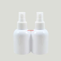 50 Stück 100 ml weiße Plastikflasche mit Nebelsprühpumpe, 100 ml, leerer Parfüm-Sprühbehälter, kleine Probenflaschen. Gutes Paket