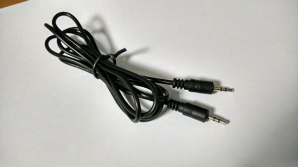 50pcs 2.5mm Mâle à 2.5mm Mâle Câble Audio Stéréo Cordon 1.5M