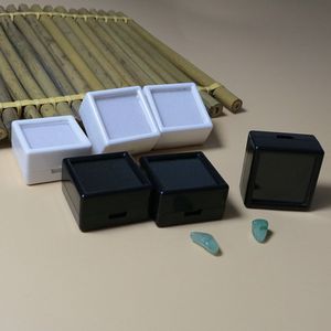 50 Uds 3x3 cristal diamante piedras preciosas joyería vitrina ópalo piedras preciosas moneda cuentas colgante almacenamiento caja de plástico