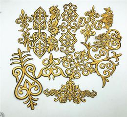 50 Stuks grote gouden en zilveren Bloemen Kostuum Versieringen Iron Naaien Borduren Patch Kant Applique DIY voor craft2069341