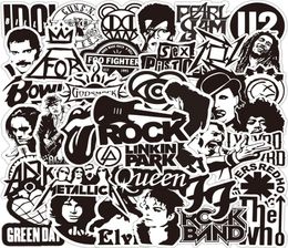 50 STKS Zwart en Wit Rock Band Stickers Waterdicht Cool Pegatina Voor Skateboard Motorfiets Laptop8927487