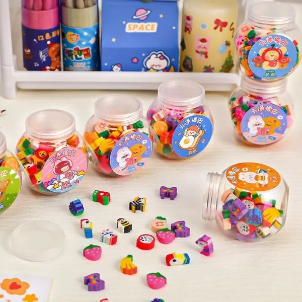 50pcs / boîte Mini Eraser en bouteille pour l'étudiant Kawaii Animal Fruits Prises Eraser Prise Promotionnel Gift Stationery Erasers For Kids