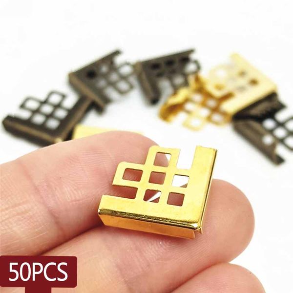 50pcs Brass 16 * Menus 16 mm Corner Protégeurs décoratifs Frame photo Scrapbooking Albums Dossiers Decorative Protector