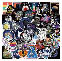 50PCS Cartoon Leuke Astronaut Auto Graffiti Stickers Esthetiek Voor Laptop Diy Bagage Kinderen Speelgoed Muur Motorfiets Waterfles Band D2242517