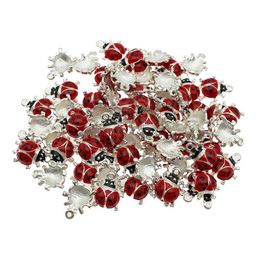 50 pcs Classiques Coloré Émail En Alliage De Zinc Pendentif Charme Coccinelle Classique Collier Pendentif DLY Accessoires DIY Bijoux Artisanat281N