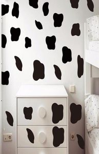 50pcs Spot de vaca Polka Palking Sticker Bedroom Refrigerador de estampado lindo Dot calcomanía de pared nevera para niños T200915 2103087364693