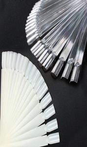 50 stuks Valse Display Nail Art Fan Wheel Nagellak Decoratie Display Polish Praktijk board Tip Sticks Art9515385