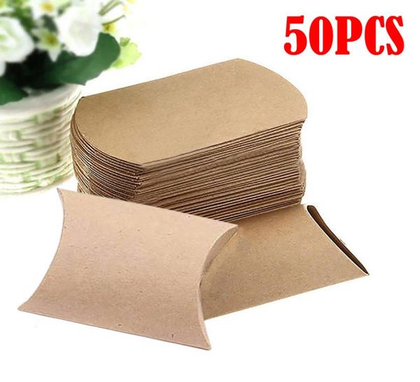 50pcs Gift Wrap Kraft Paper Oreiller Faven Box Mariage Favoule Candy Boxes Home Party Birthday Supply6710861
