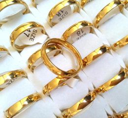 50pcs Gold 4 mm Anillos de compromiso de boda Men Mujeres 316l Anillos de la banda de acero inoxidable de acero inoxidable Anillos de dedo de alta calidad Amantes de comodidad CoU7712305