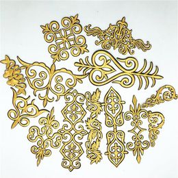 50 stks goud bloemen kostuum versieringen opstrijkbare naai borduur patch kant applique DIY306n