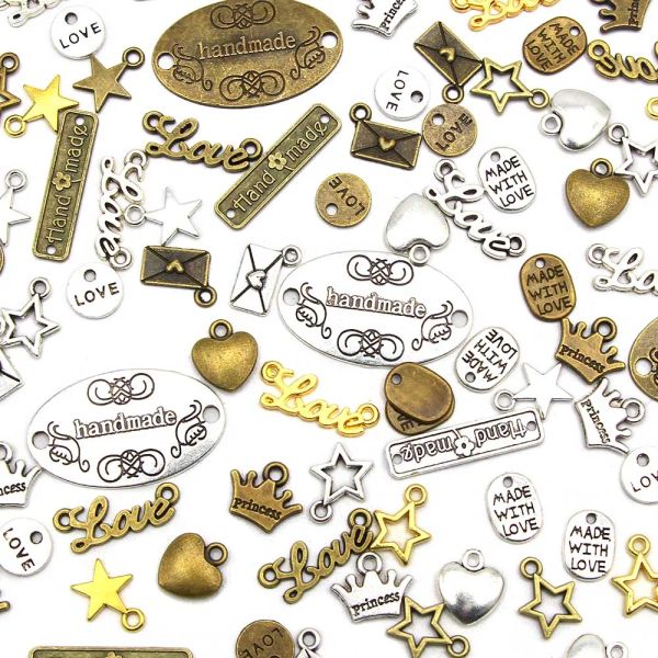 Etiquetas de metal hechas a mano de 50 piezas Corona estrella de amor Etiquetas hechas a mano colgante de encogimiento de bronce plateado hecho a mano con etiquetas de amor para sombreros de ropa