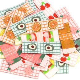 50 piezas etiquetas hechas a mano lindas etiqueta de bordado de fruta