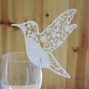 50 stks Laser Cut Hummingbird Name Place Cards Bar Tafel Mark Wijnglas Topper Bruiloft Decor P11575