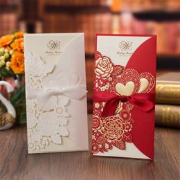 50 -stcs laser Cut Invitations Card Rose Love Heart wenskaarten Aangepast Lopes met lint trouwfeestjes 220711