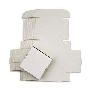 50pcs / lot 21 tailles coffrets cadeaux en papier blanc petites boîtes d'emballage de savon blanc bijoux blancs boîtes en papier kraft boîtes de bonbons de mariage296m