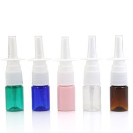 50 stks / partij 5 ml kleurrijke nasale spray pet spray fles plastic fles make-up vloeibare dispensing tool met de spuitgereedschap PJ55-50