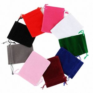 50pcs / lot 5x7 cm Sac de veet coloré noir / rose / gris petit bijoux d'emballage VEET à crampons pochette de mariage sacs d'emballage de mariage V0cs #