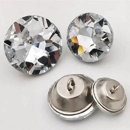 50pcs / lot cristal diamante boutons de strass pour vêtements rond coudre des boutons canapés en cristal artisanat décor de la maison 18/20/25 / mm 240321