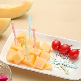 50 stks / partij Disposable Stickware Fruit Vork Mini Kinderen Snack Cake Dessert Eten Fruit Pick Toothpick Bento Lunches Party Decor