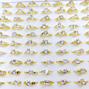 50 stks/partij Hoge Kwaliteit 3 Stijlen Zirconia Zilveren Vinger Ring Sieraden Klassieke Verlovingsring voor Vrouwen