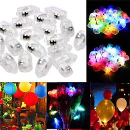50 stks / partij Mini kleine LED ballon flitslamp papier lantaarn voor kerst bruiloft decor licht bz 211122