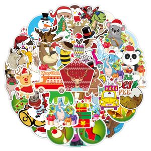 50 stks Vrolijke Kerst Sneeuwpop elanden cartoon Waterdichte PVC Stickers Pack Voor Koelkast Auto Koffer Laptop Notebook Cup Telefoon Bureau Fiets Skateboard Case.