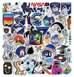 50 stuks Mixed Space Explorer Galaxy Stickers 2 Groep Spaceman Rocket Nasa Sticker Skateboard Gitaar Auto Laptop Pad Fiets Motorcycl2610785