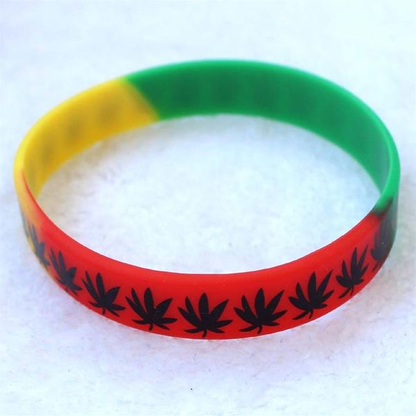 50pcs Multicolor Maple Leaf Silicone Pulsera de pulsera LOGO POPULAR MOMENTA MENOR MENAS UNISEX BABELETOS226C