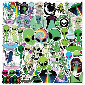 50 Pcs Espace Créature Autocollant Alien UFO Soucoupe Volante Graffiti Enfants Jouet Planche À Roulettes De Voiture Moto Vélo Autocollant Stickers En Gros