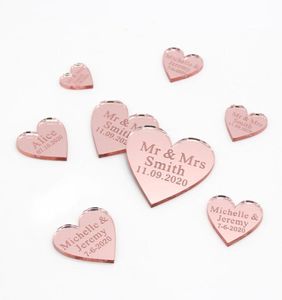 50 stcs Gepersonaliseerde gegraveerde acryl Mirror Love Heart With Hole Gift Tags Wedding Party Tafel Confetti Decor Centerpieces Favors 29707675