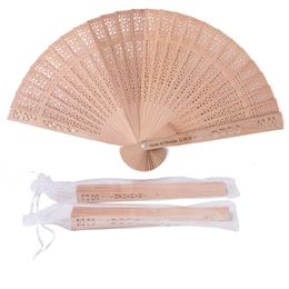 50pcs Fan de ventilateur en bois personnalisé Favors et cadeaux pour les ventilateurs de la main de santal en bois de santal.