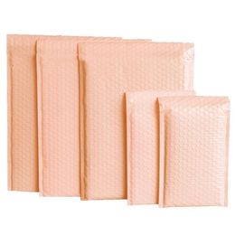 50 Pcs Rose Poly Bubble Mailers Enveloppes Rembourrées En Vrac Doublé Wrap Polymailer Sacs pour Emballage Maile Auto Joint 220427