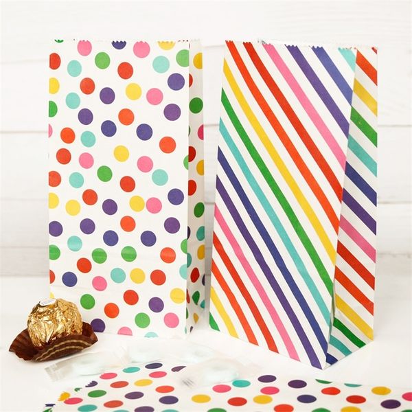 50 unids Rainbow Colorful Dot Stripe Bolsas de regalo de papel Fiesta de bodas Open Top Stand Up Favor Bolsas DIY Candy Cookie Wrapping Suministros 220420