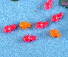 Joli poisson rouge miniature en résine, accessoires de paysage pour la maison, décoration de gâteau de jardin, artisanat de Scrapbooking, bricolage, 50 pièces