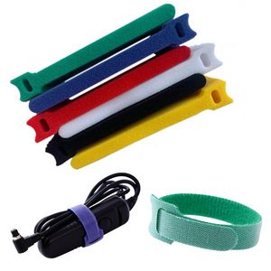 50pcs Ties de câble de fixation réutilisables