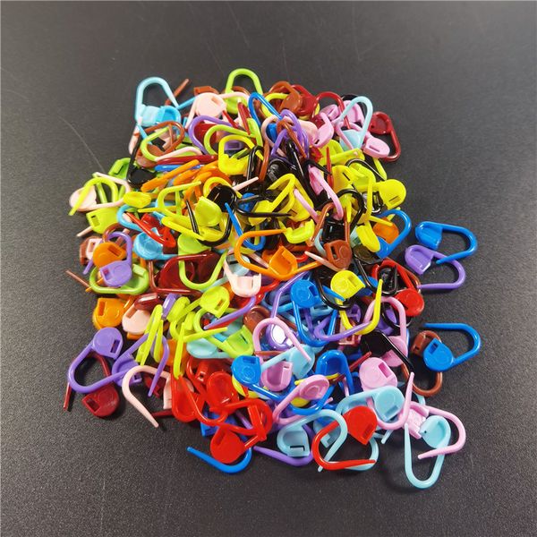 50pcs / set Résine en plastique Petite pince Verrouillage Marqueurs de couture Crochet Loquet Totillage à tricoter Aiguille Clip Crochet Outil de couture JW119