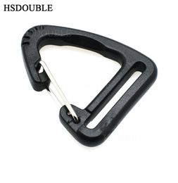 50pcSlot 1039039Plastische gespen Hook klimmen Carabiner hangende sleutelhanger link Backpack -riem Webbing 25mm3002753