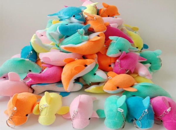 50pcslot 10cm Dolphin Keychains Mini Anneau clés en peluche pour une fête d'anniversaire pour enfants Party Fashion Pendant