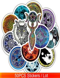 50pcslot Triple Moon Goddess Wicca Pentagram Magic Amulet Toy Sticker pour les bagages Skateboard Motorcycle Ordinateur étanche S5711675