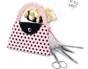 50 ensembles/lot livraison gratuite faveurs de douche nuptiale ensemble de pédicure rose à pois sac à main manucure ensemble cadeaux de fête de mariage faveurs