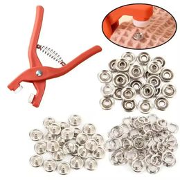 50 sets Play Tool Set Botón Snap Button Kit Alicates de metal Metal Press Tool Tool DIY Carretera Botón de costura Instalación Herramienta de costura Acceso