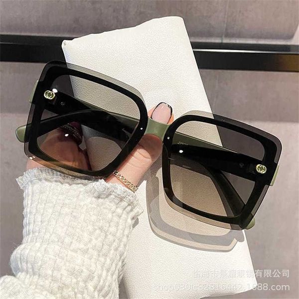 52% de réduction Vente en gros de lunettes de soleil Style coréen Grand cadre Slim G Mode familiale Spicy Girls Sortez dans la rue Lunettes de soleil polyvalentes INS Premium pour femmes