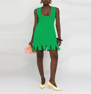 525 2021 Jurk Spring Summer Dress Green Crew Nieuw merk Same Style Empire Mouwloze damesjurk Kint Fashion Hoge kwaliteit I510444444