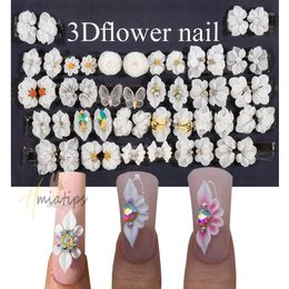 52 pièces de fleurs acryliques 3D blanches faites à la main, breloques pour ongles de styliste d'été, accessoires de manucure à faire soi-même, 240301