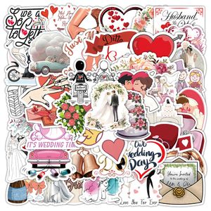 52 pièces amour décorations de mariage doux couple graffiti imperméable PVC autocollants paquet pour réfrigérateur voiture valise ordinateur portable ordinateur portable tasse téléphone bureau vélo planche à roulettes étui.