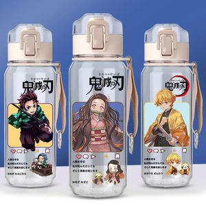 530 ml Kids Water Sippy Cup Creative Cartoon met rietjes Lekkendichte flessen Outdoor Portable Demon Slayer Tanjiro Nezuko 240409
