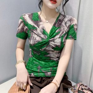 # 5348 Black Green Tie Dye Wrap imprimé T-shirt Femmes Vneck Sexy Vintage Mesh Womens Tee Slive Slim Top Summer 240428