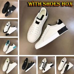 550 550S Luxury 23SS Calfskin Nappa Hombre Zapatillas de deporte Zapatos Blanco Negro Cuero Entrenadores Marcas famosas Comodidad Monopatín al aire libre Hombres Casual Walking N550 b550 BB550